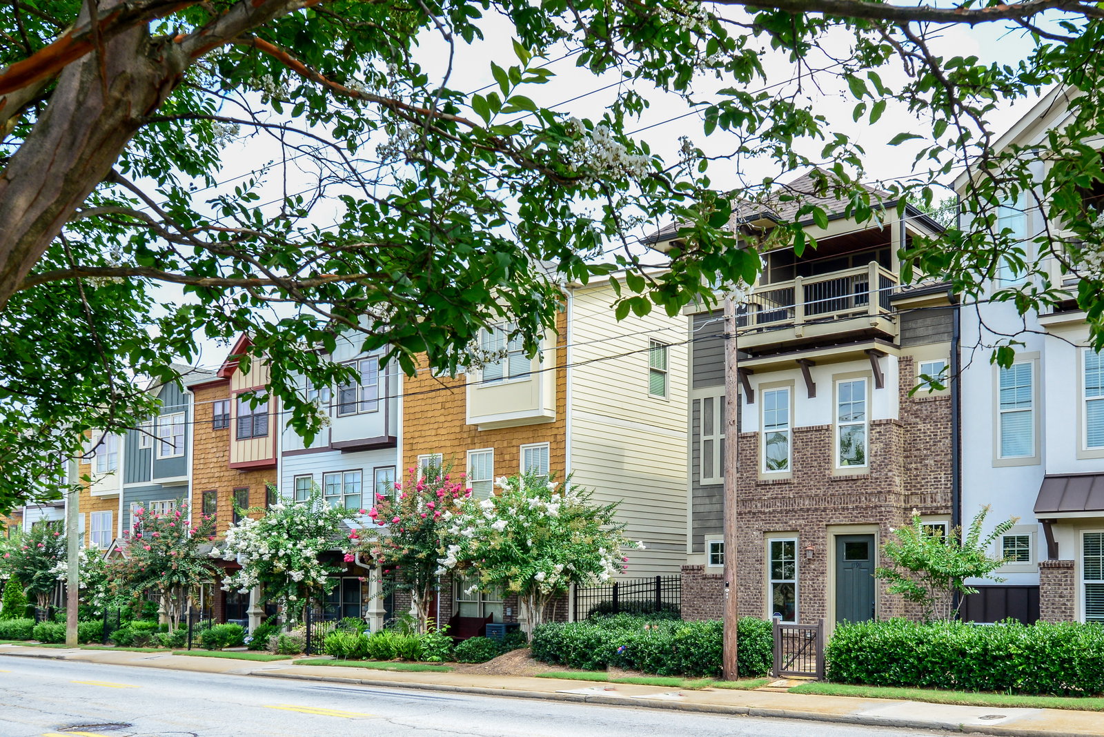 1798 Dekalb Ave NE