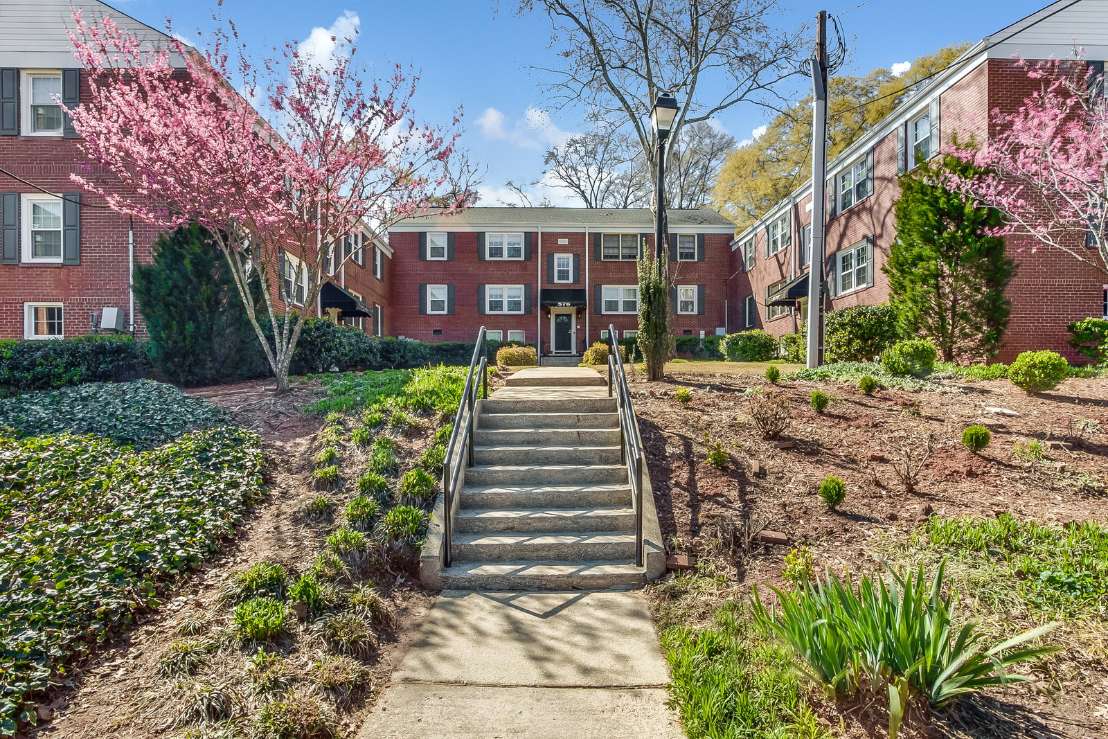 572 Goldsboro Road NE