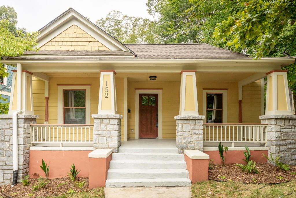 152 Flora Avenue NE