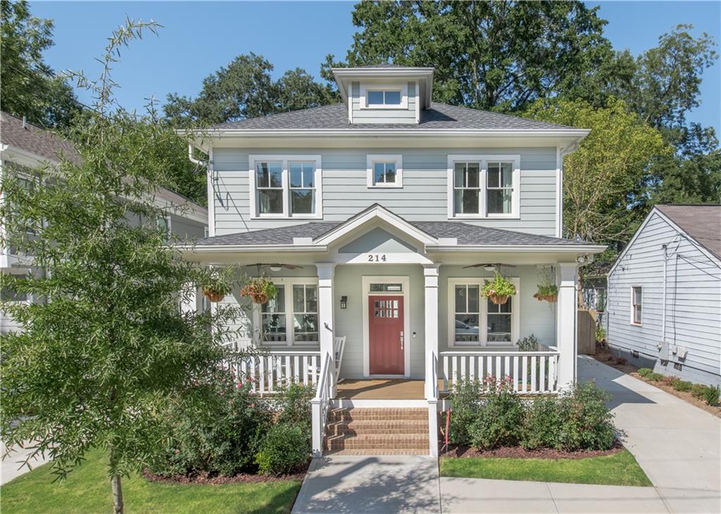 214 Locust St NE