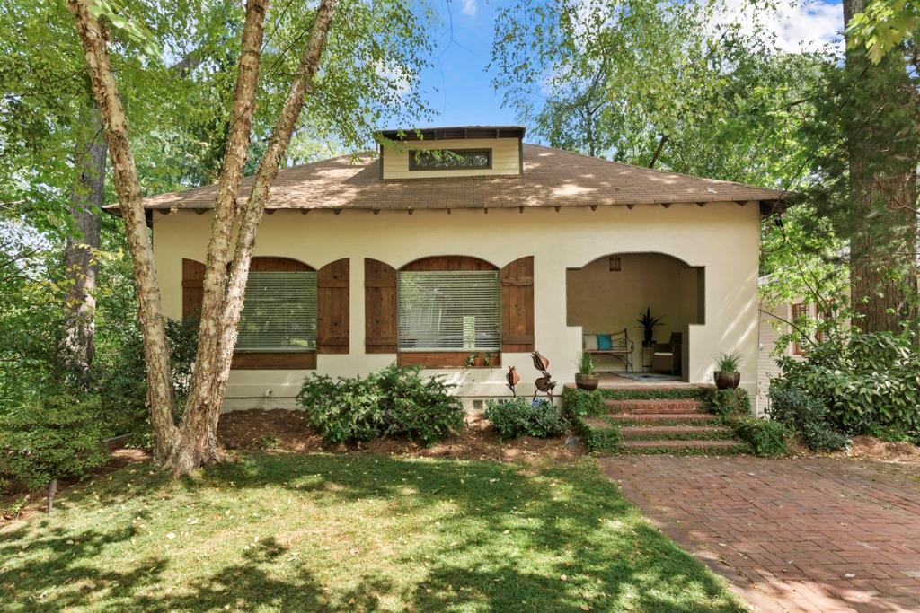 256 East Lake Drive