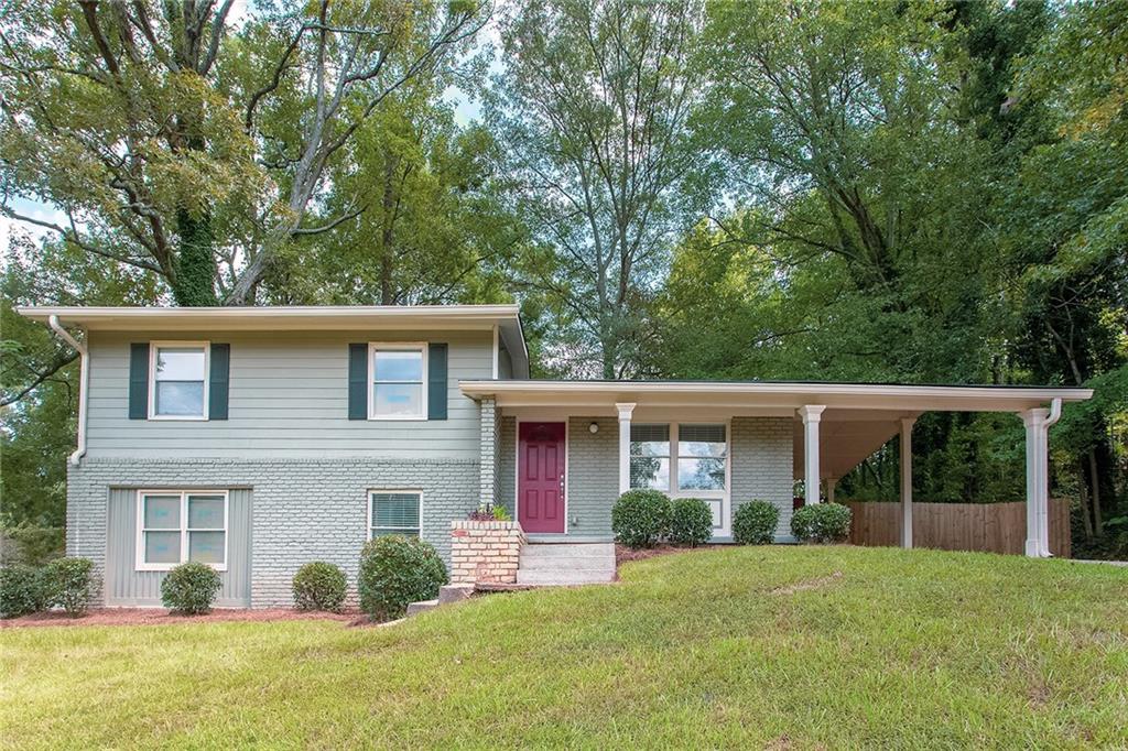 1674 Bouldercliff Court